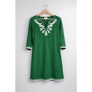 Tuckernuck Green Embroidered Tunic Dress 3/4 Sleeve Resort Coastal Granddaughter
